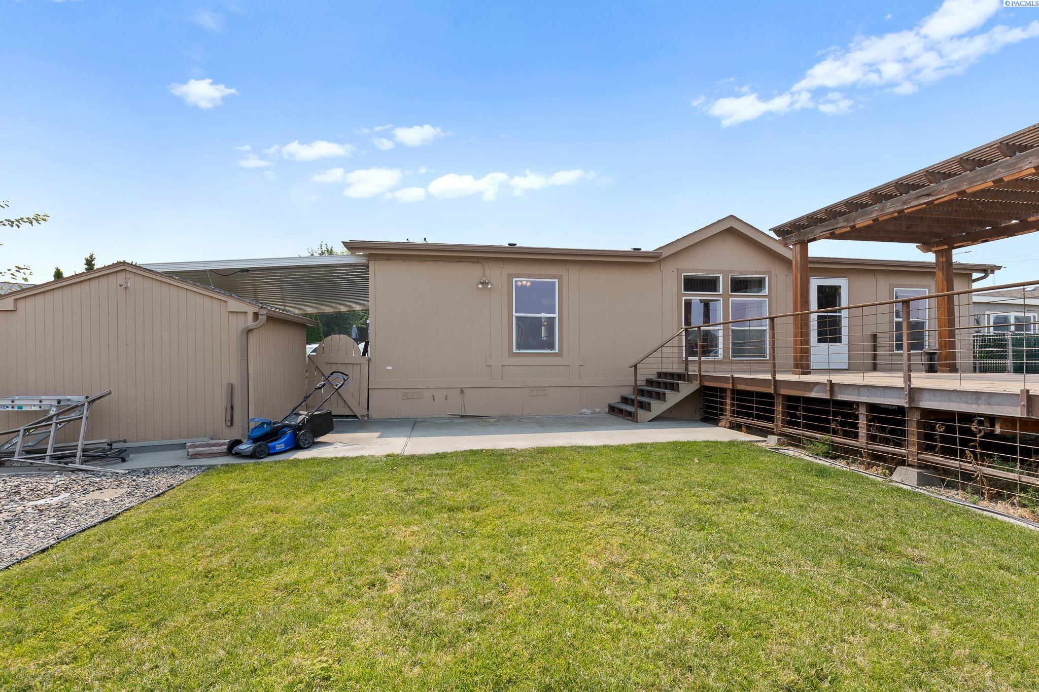 2416 City View Dr