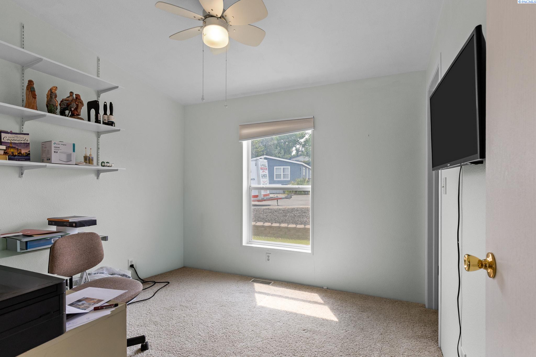 2416 City View Dr
