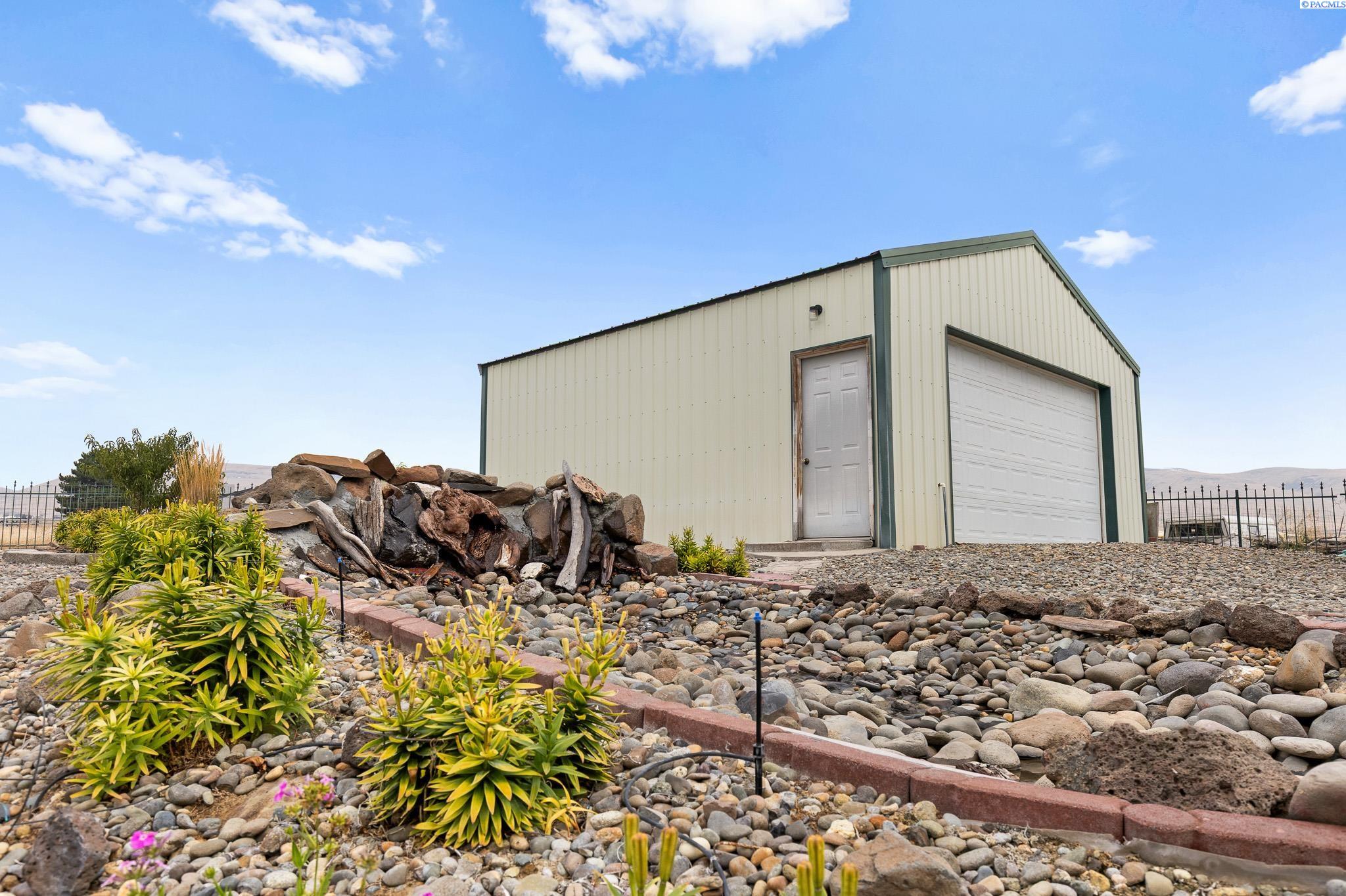 511 Saint Hilaire Rd.