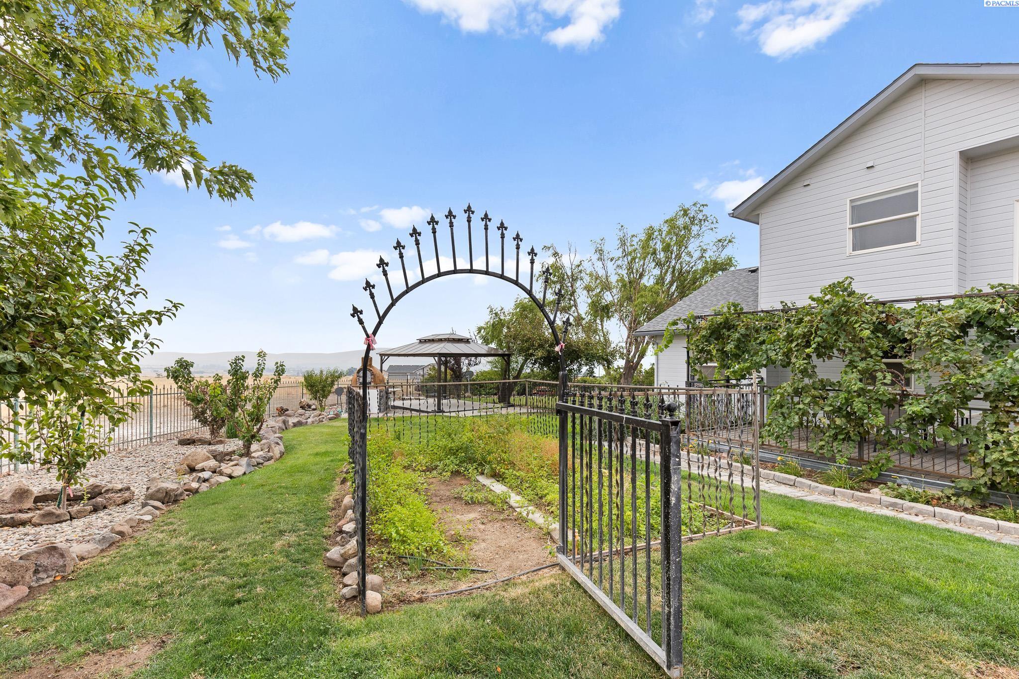 511 Saint Hilaire Rd.