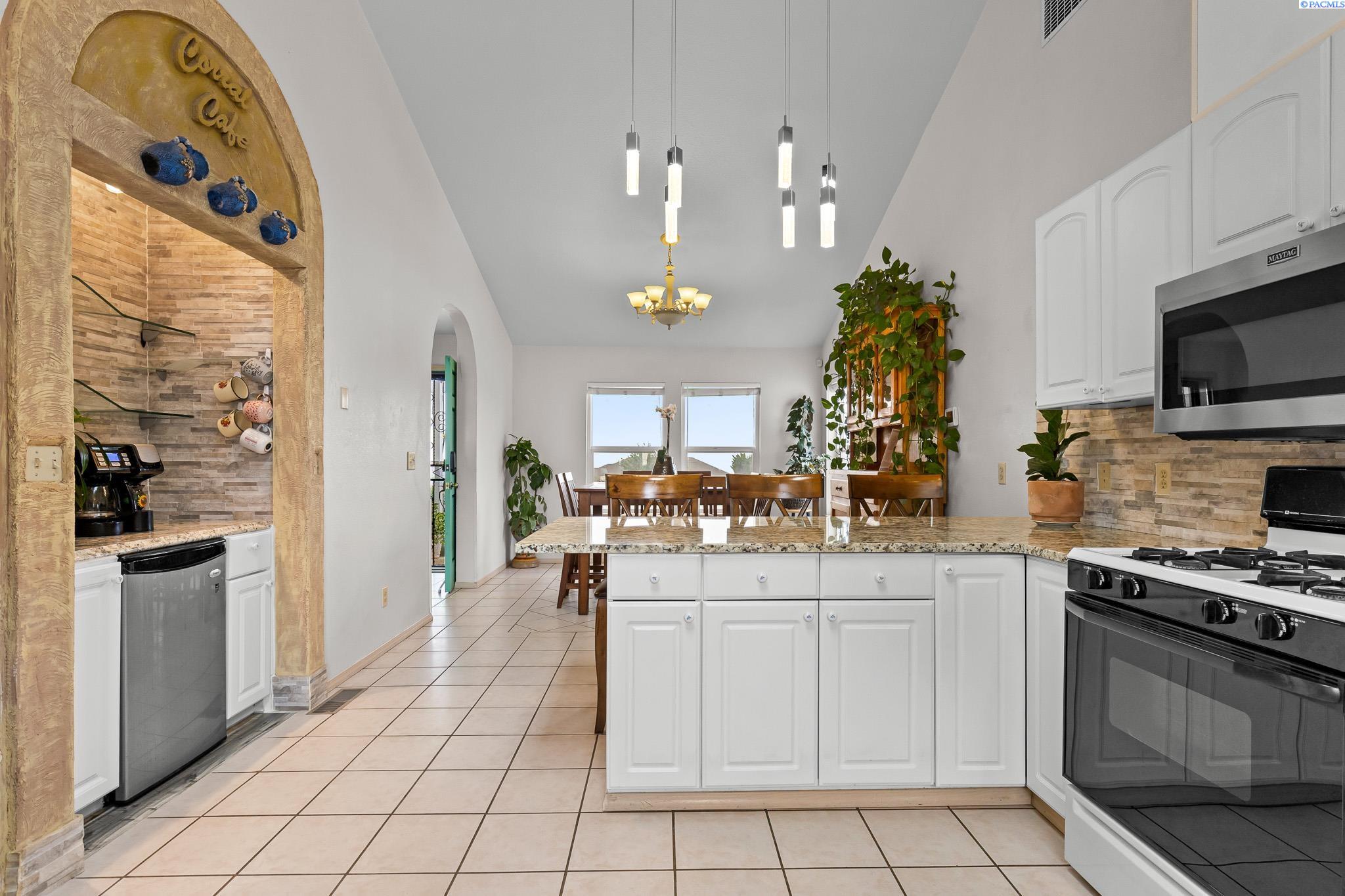 511 Saint Hilaire Rd.