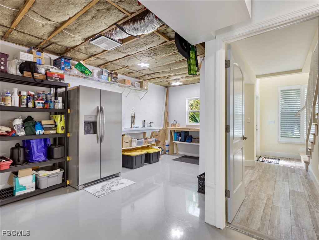 12176 Siesta DR