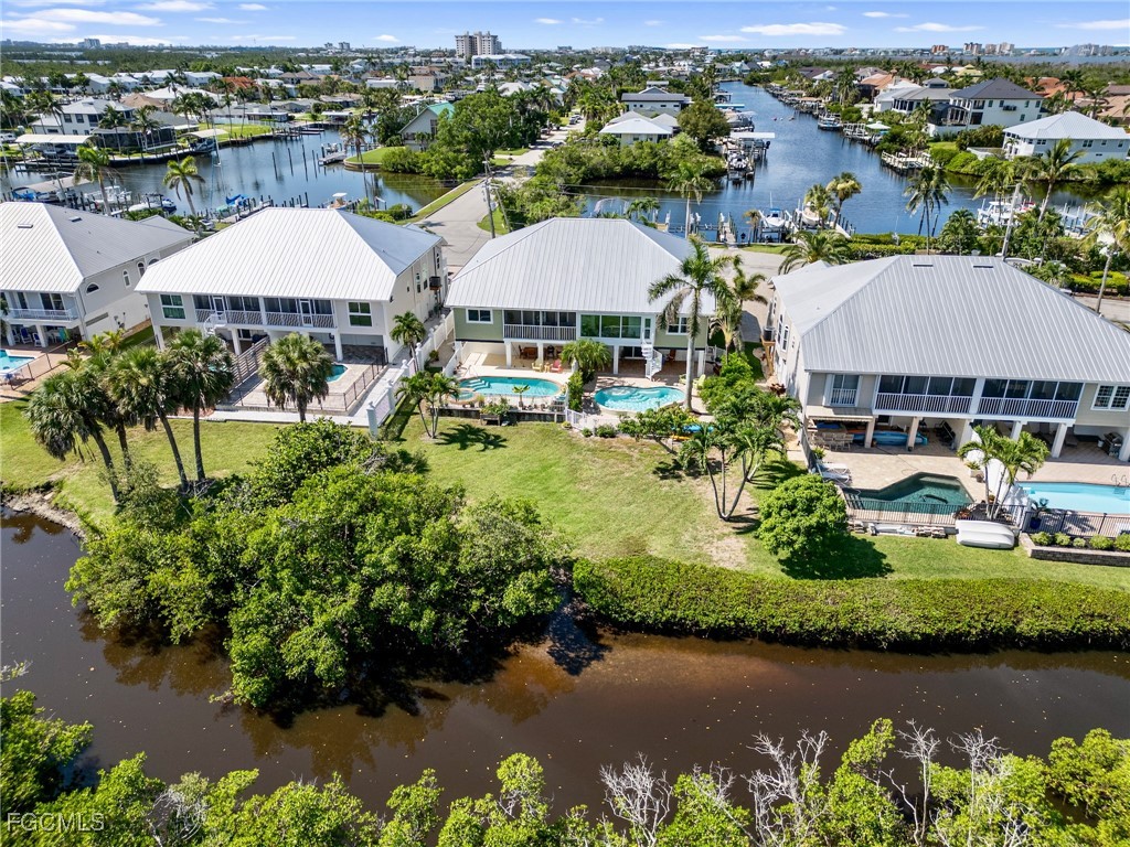 12176 Siesta DR