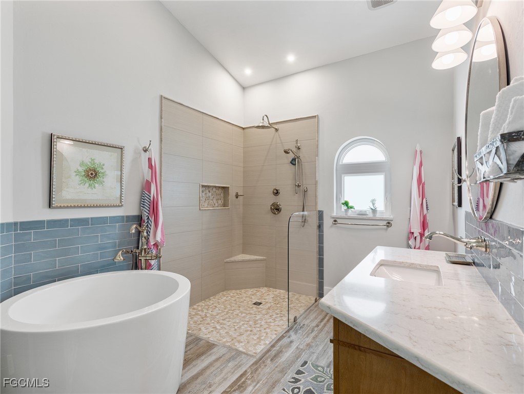 12176 Siesta DR