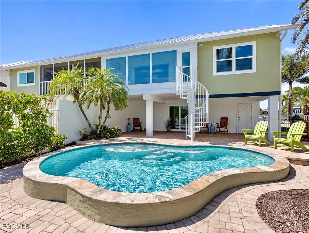 12176 Siesta DR