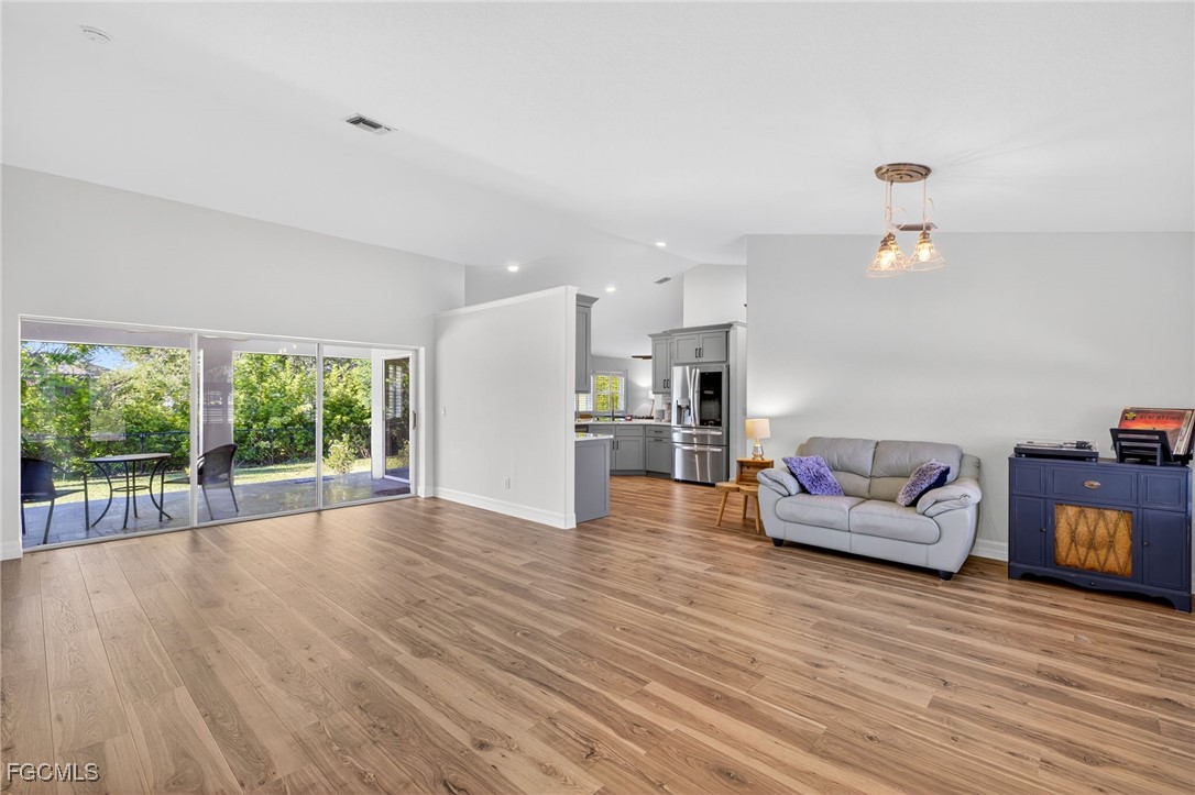 8980 Bracken WAY