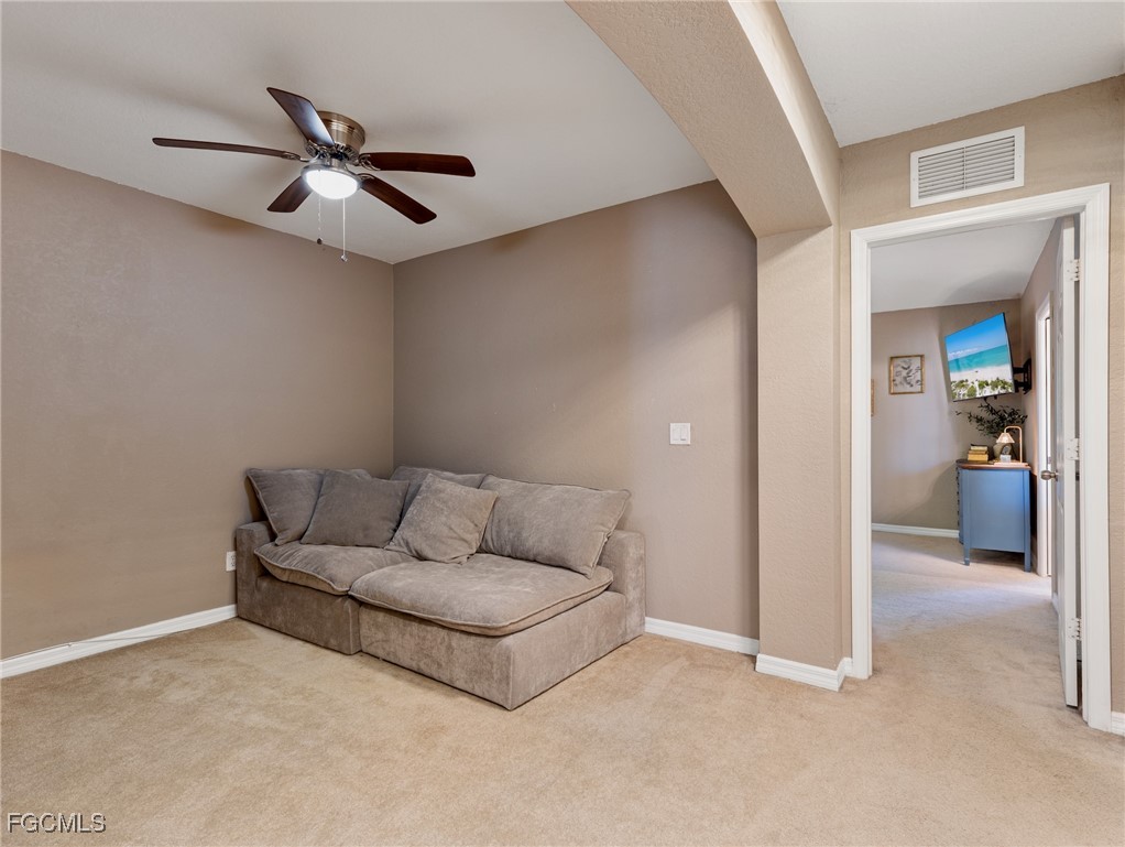 9666 Roundstone CIR