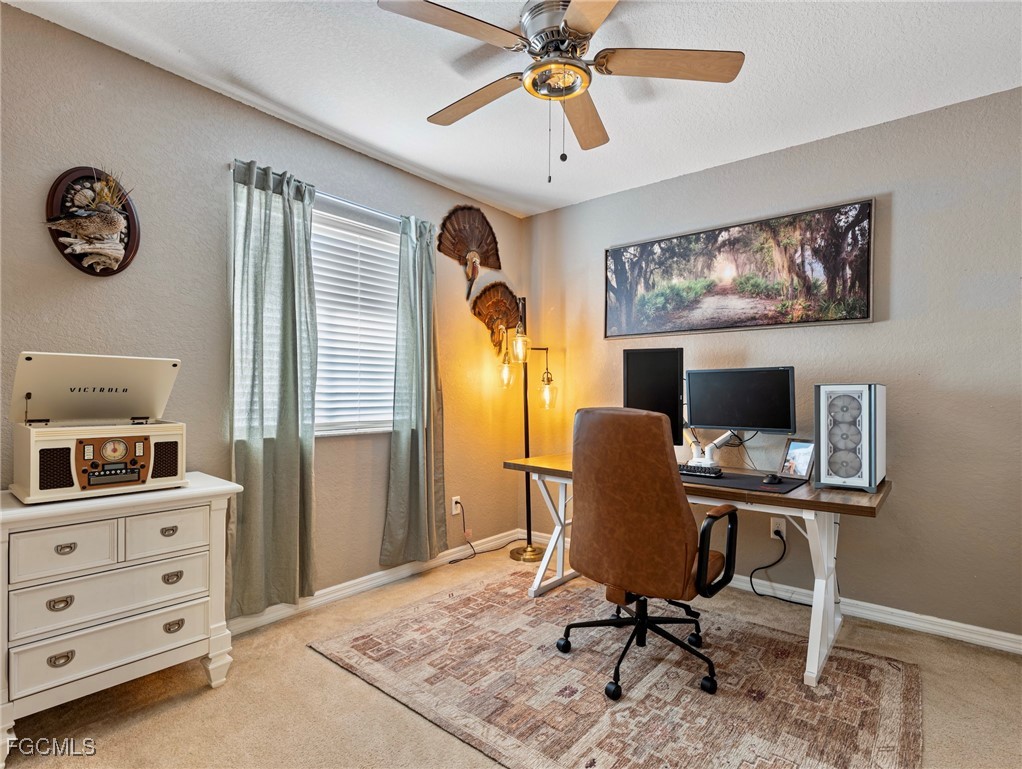 9666 Roundstone CIR