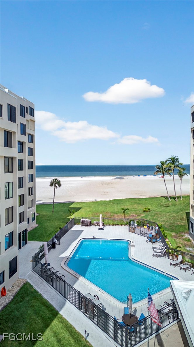 6672 Estero BLVD A106