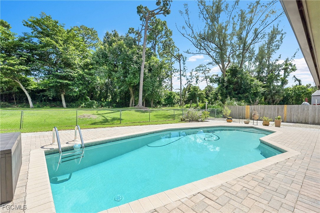 2474 King Arthurs CT