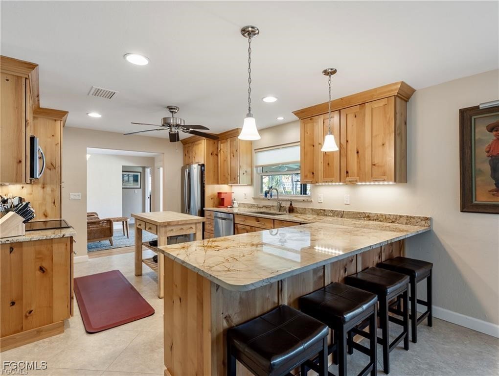 450 Keenan AVE