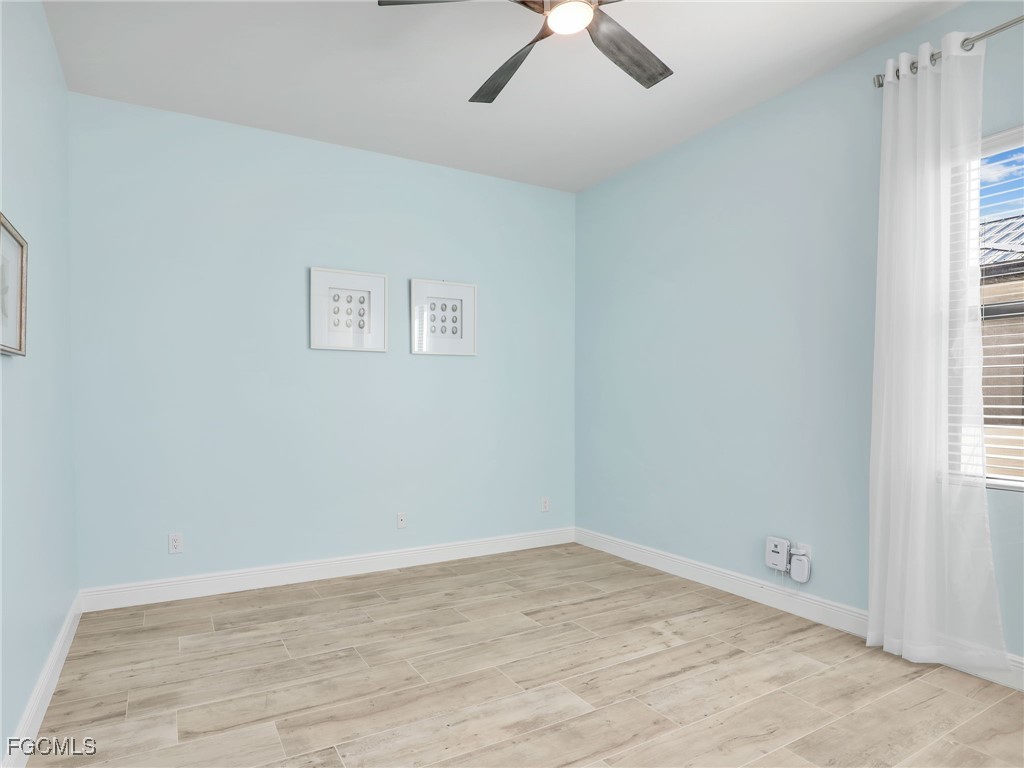 225 SW 42nd TER