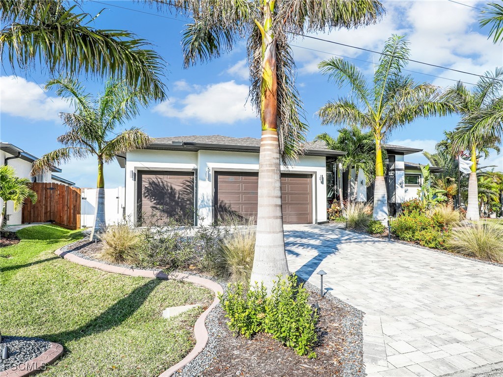 225 SW 42nd TER