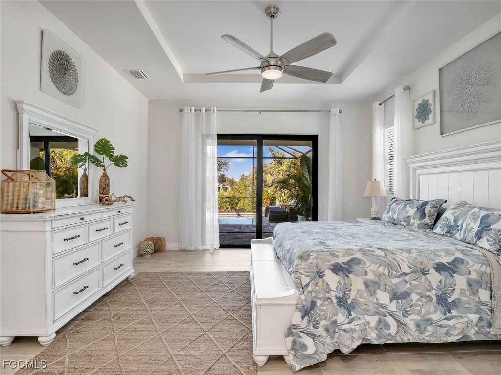 225 SW 42nd TER