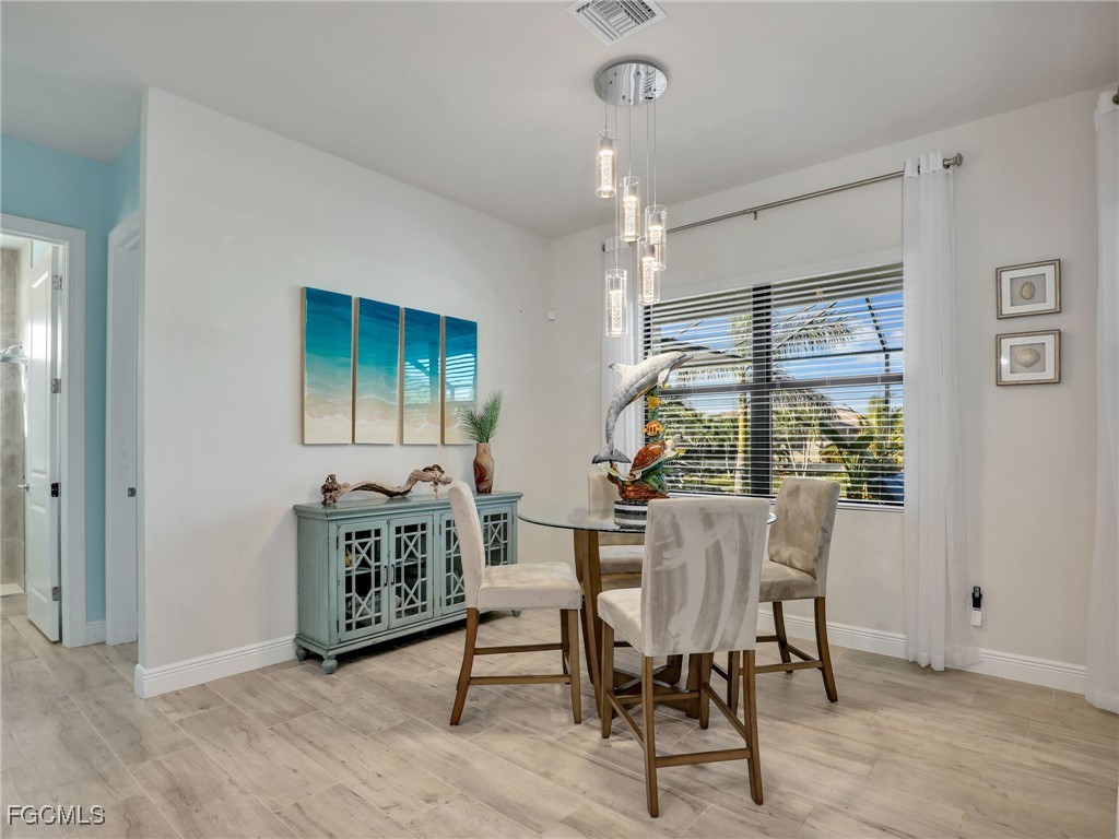 225 SW 42nd TER