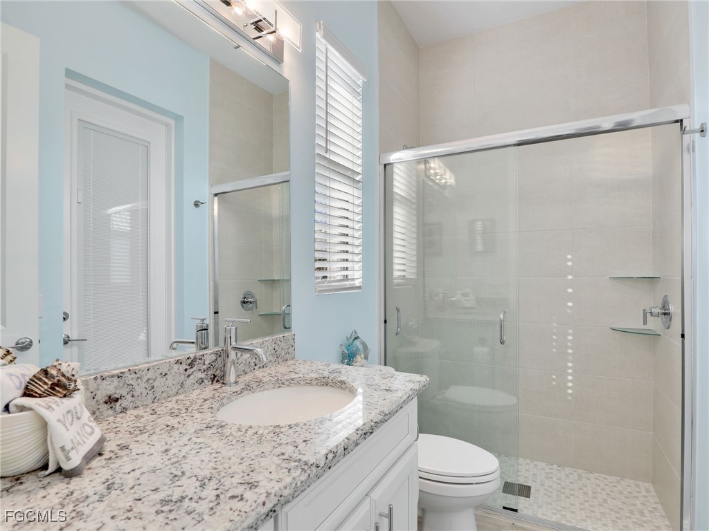225 SW 42nd TER