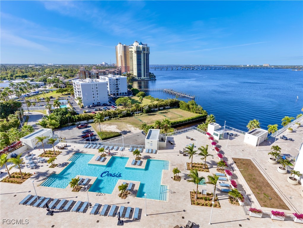 3000 Oasis Grand BLVD 1206