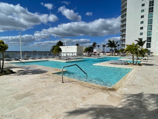 3000 Oasis Grand BLVD 1206