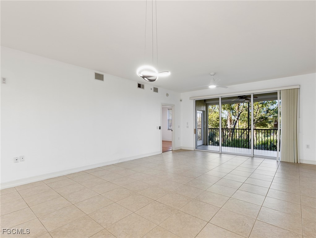 20930 ISLAND SOUND CIR 204