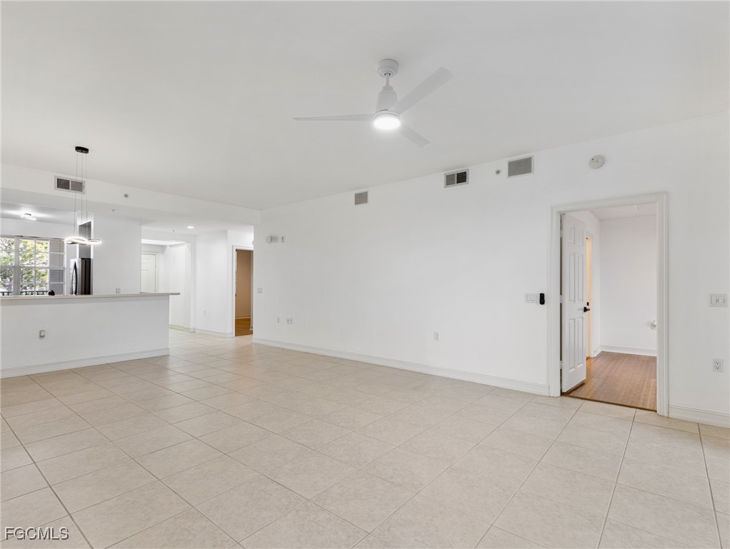 20930 ISLAND SOUND CIR 204