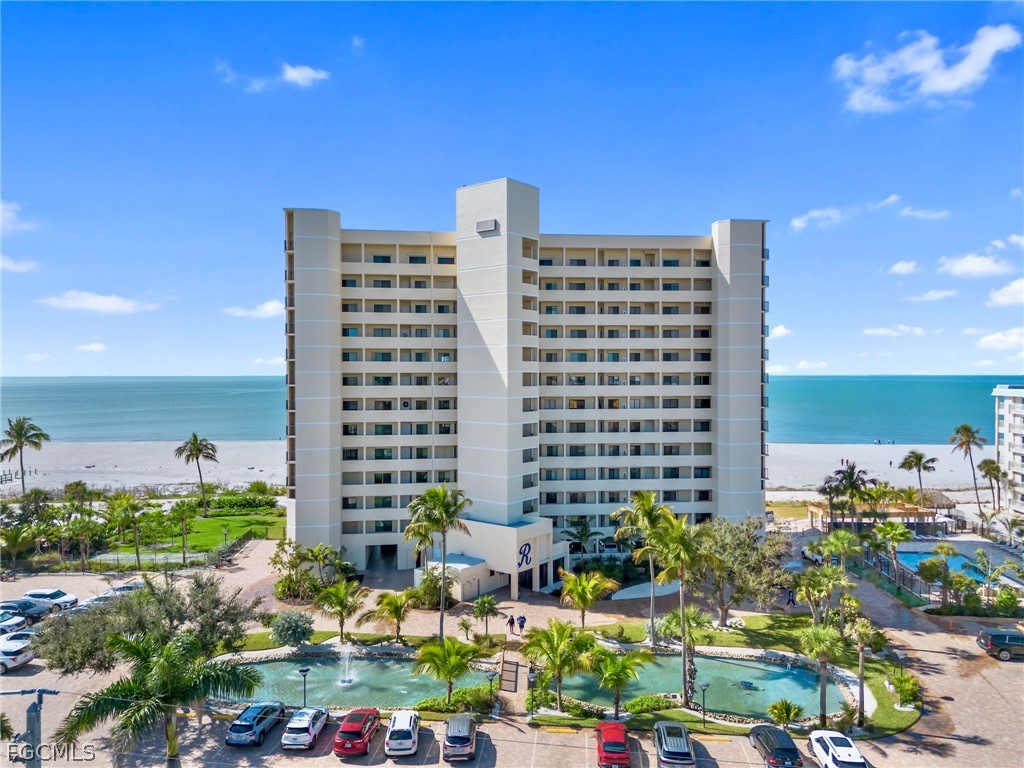 7500 Estero BLVD 203