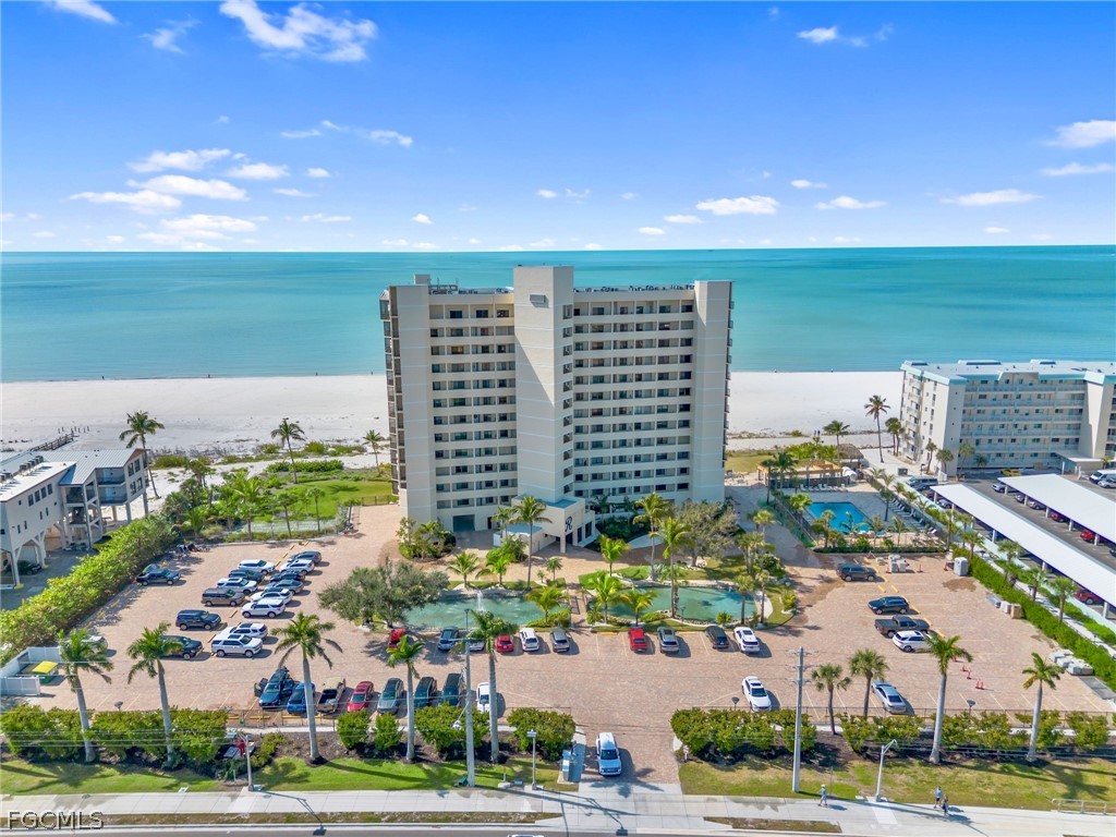 7500 Estero BLVD 203