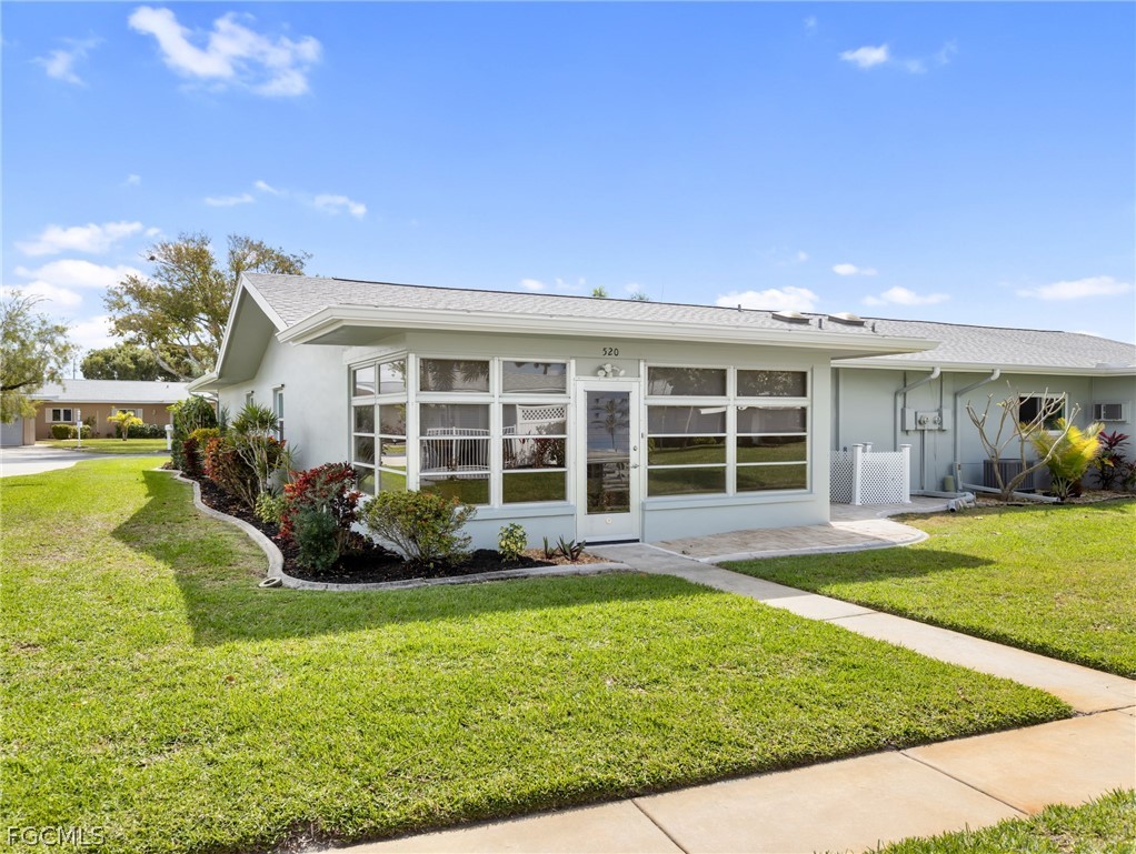 5560 Trellis LN