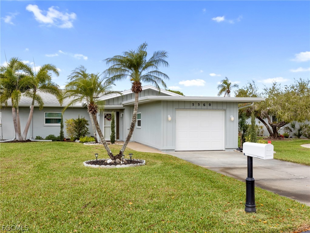 5560 Trellis LN