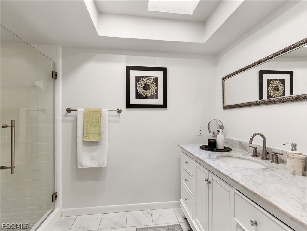 5560 Trellis LN
