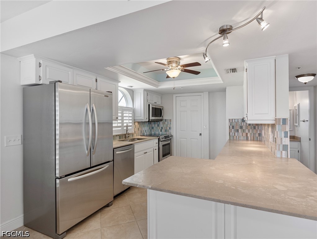 26 Palmview BLVD
