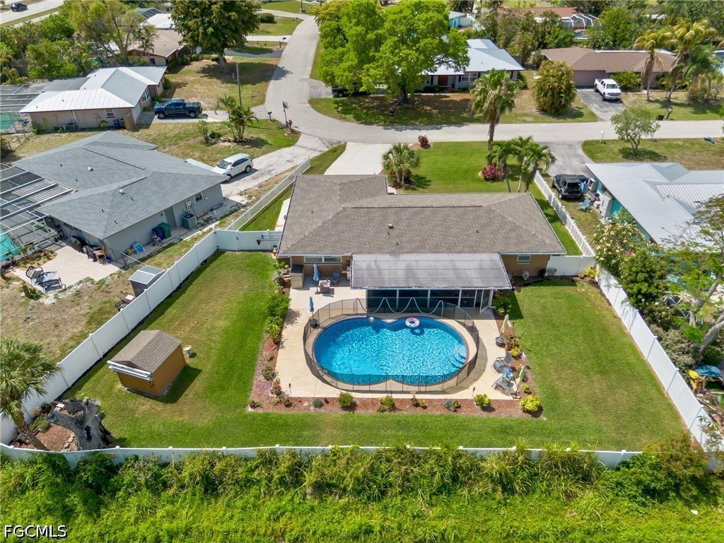 1685 N Hermitage RD