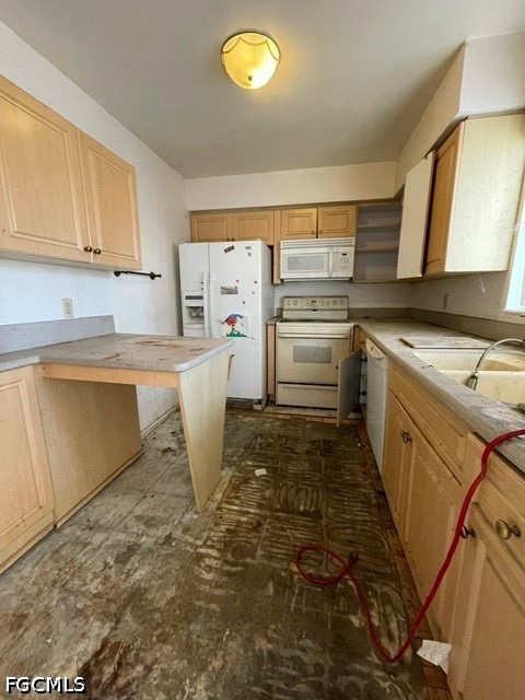 8381 Antigua CT