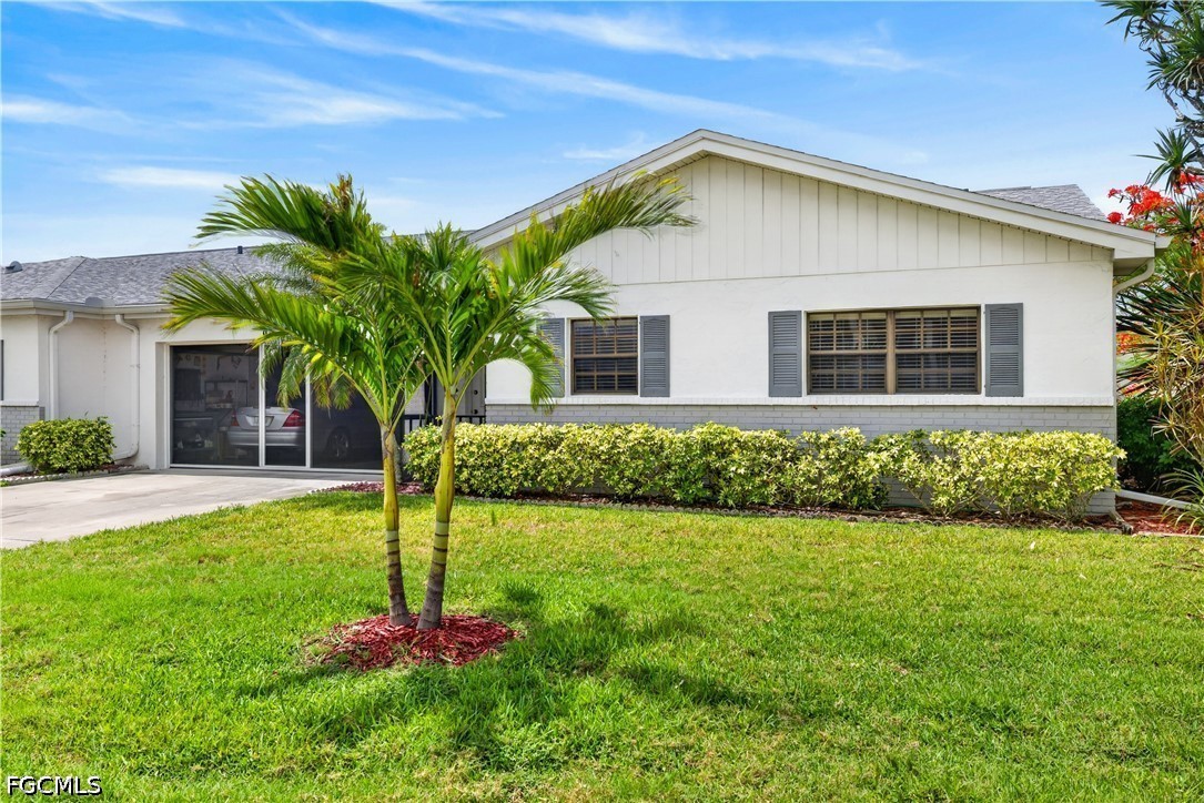 1502 Myerlee Country Club BLVD