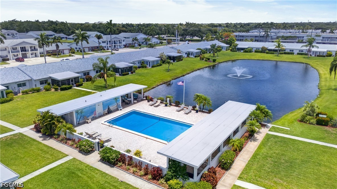 1502 Myerlee Country Club BLVD