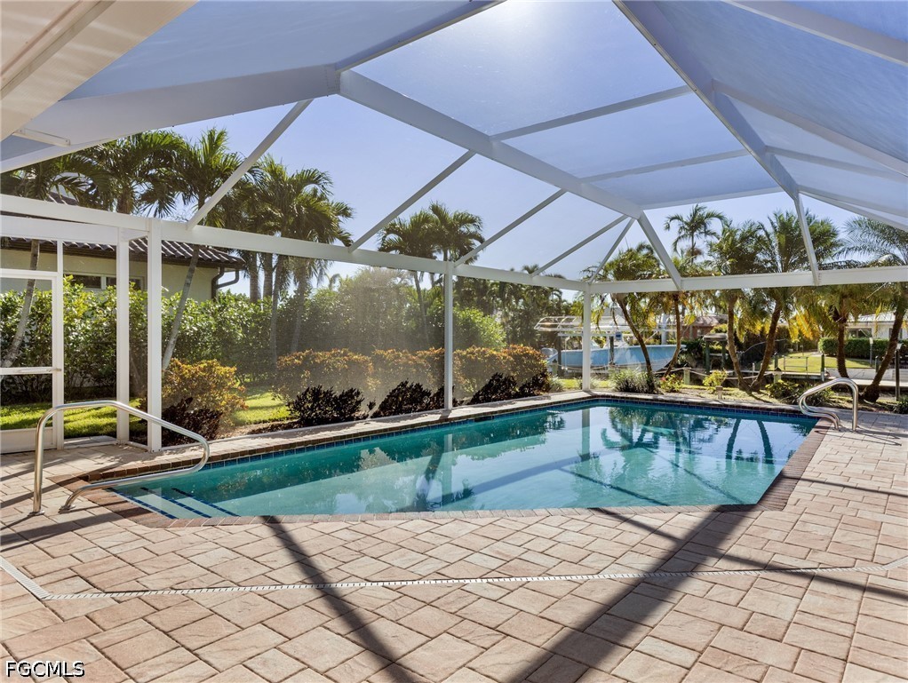 392 Snow DR