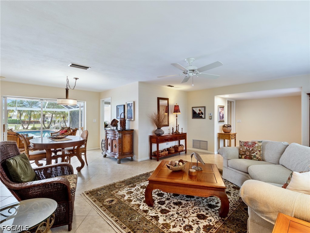 392 Snow DR