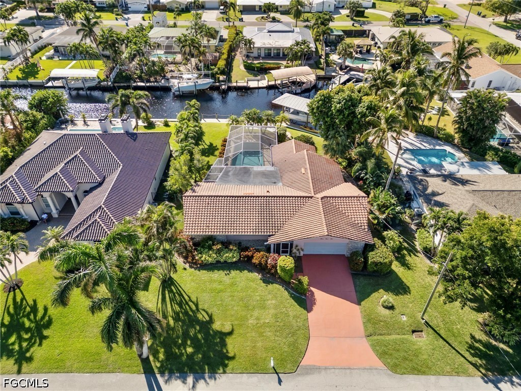 392 Snow DR