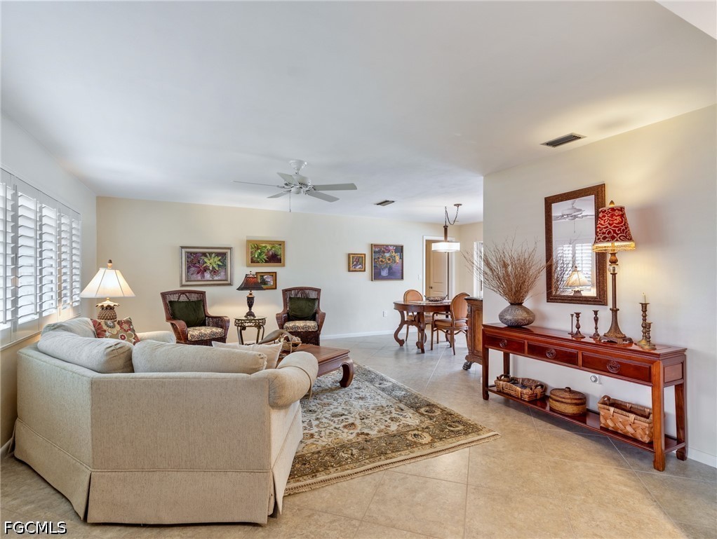 392 Snow DR