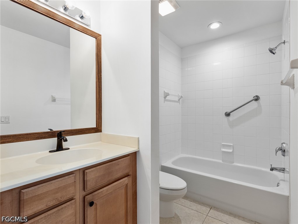 20930 ISLAND SOUND CIR 204