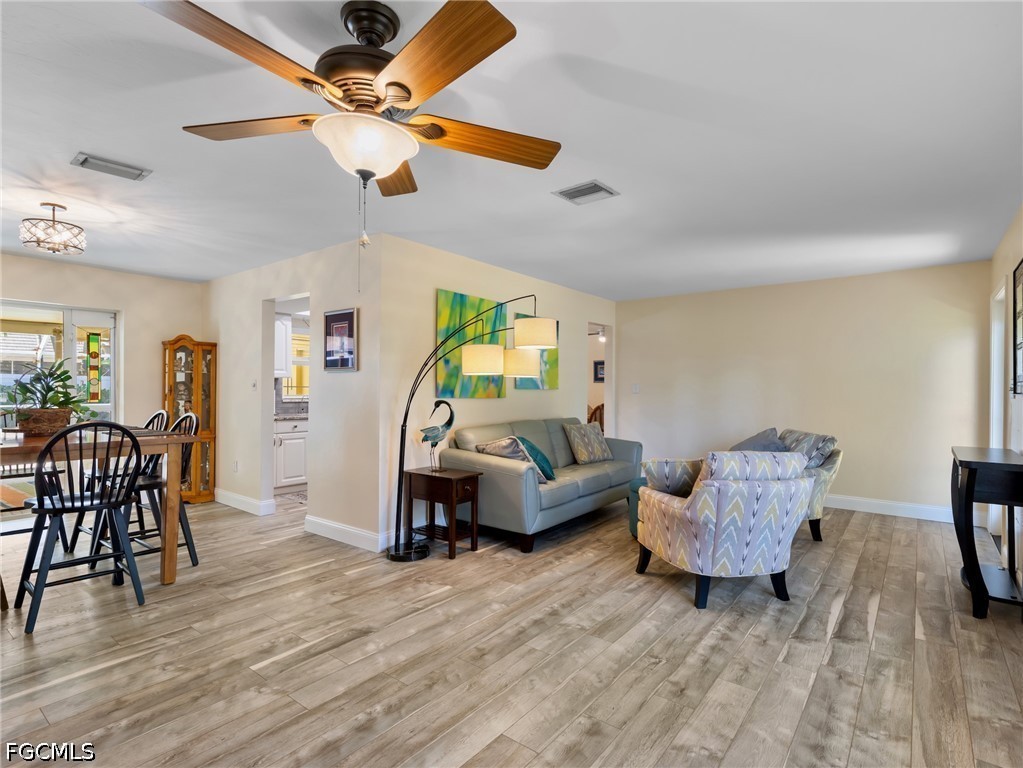 376 Prather DR