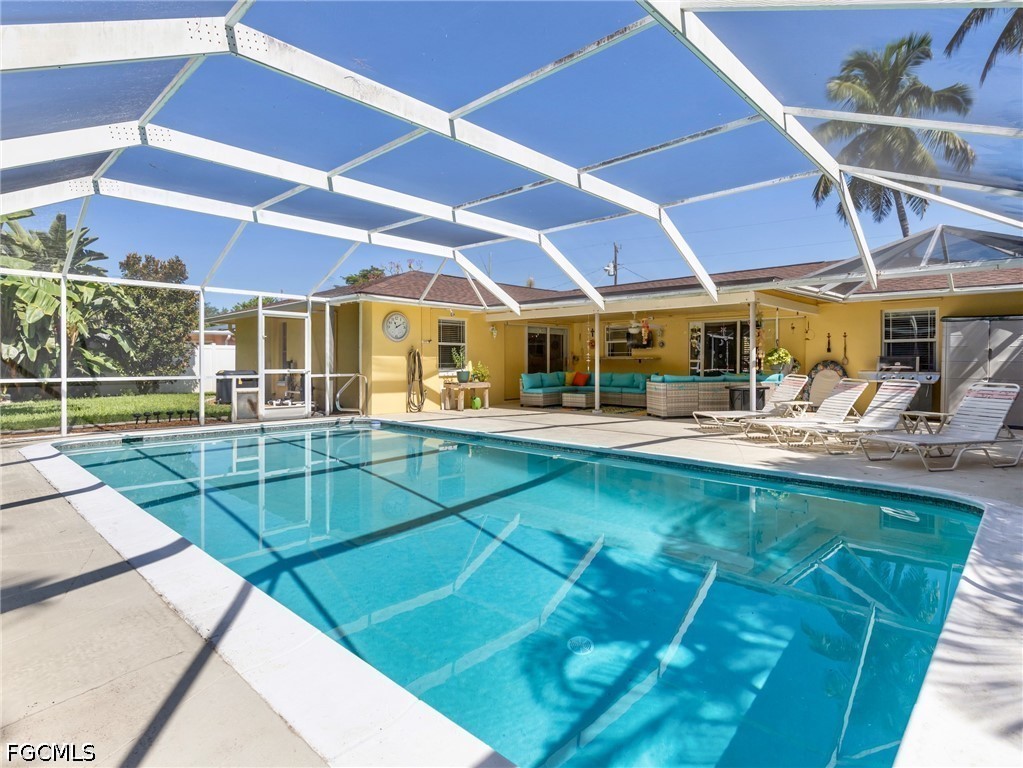 376 Prather DR