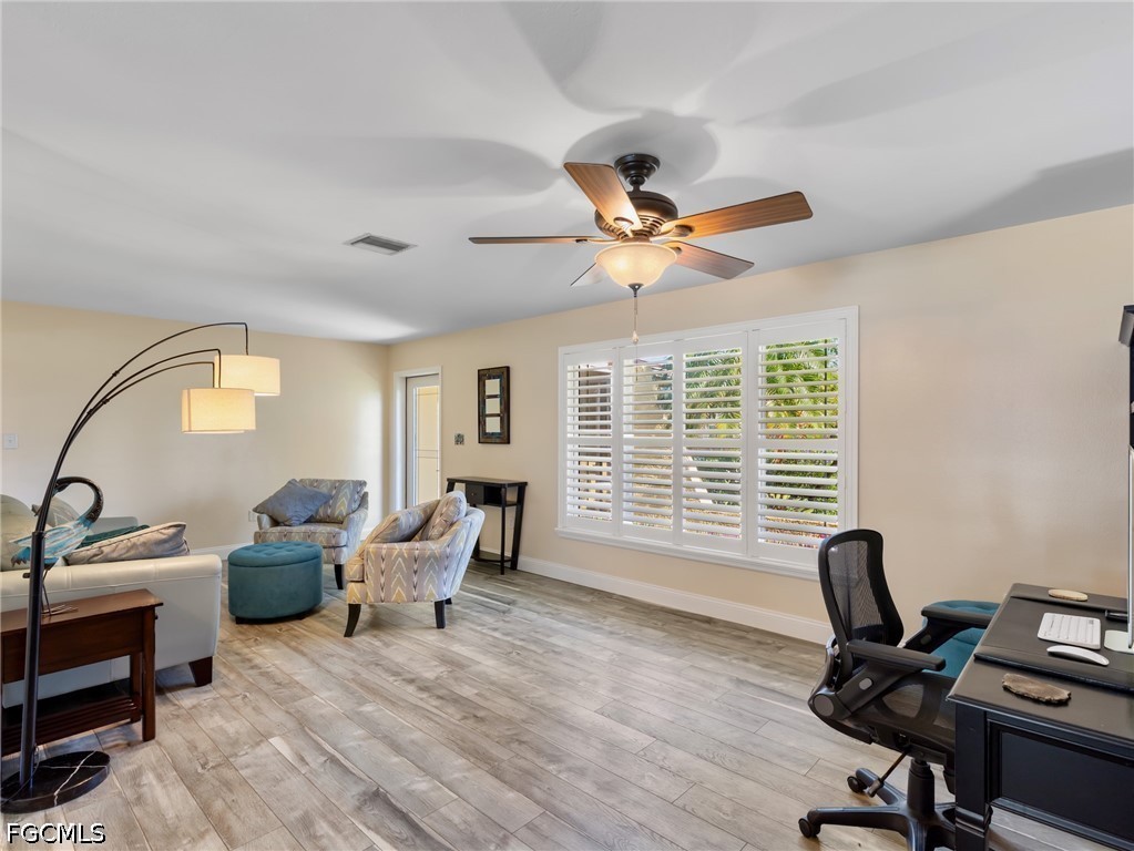 376 Prather DR