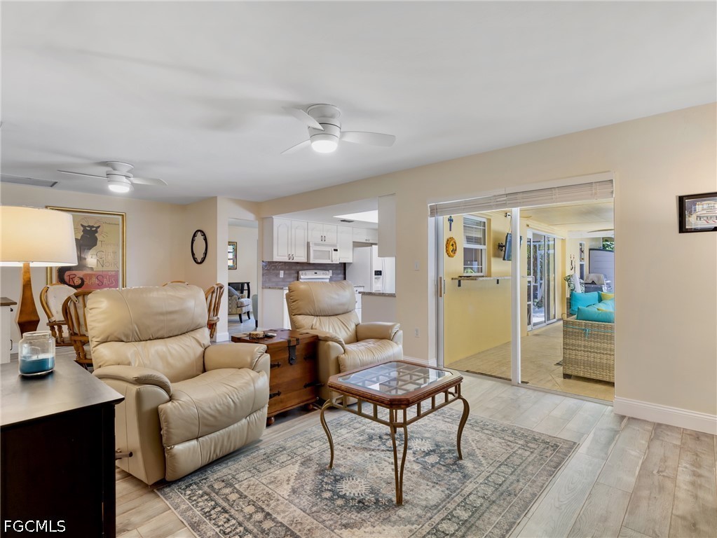 376 Prather DR