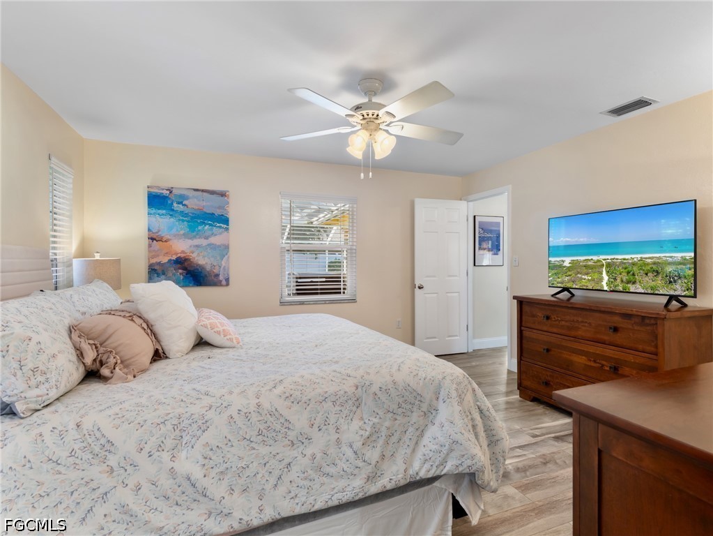 376 Prather DR