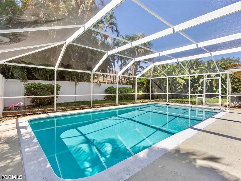 376 Prather DR