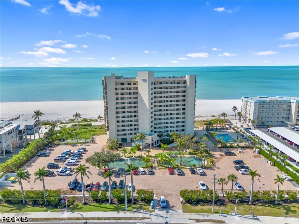7500 Estero BLVD 203