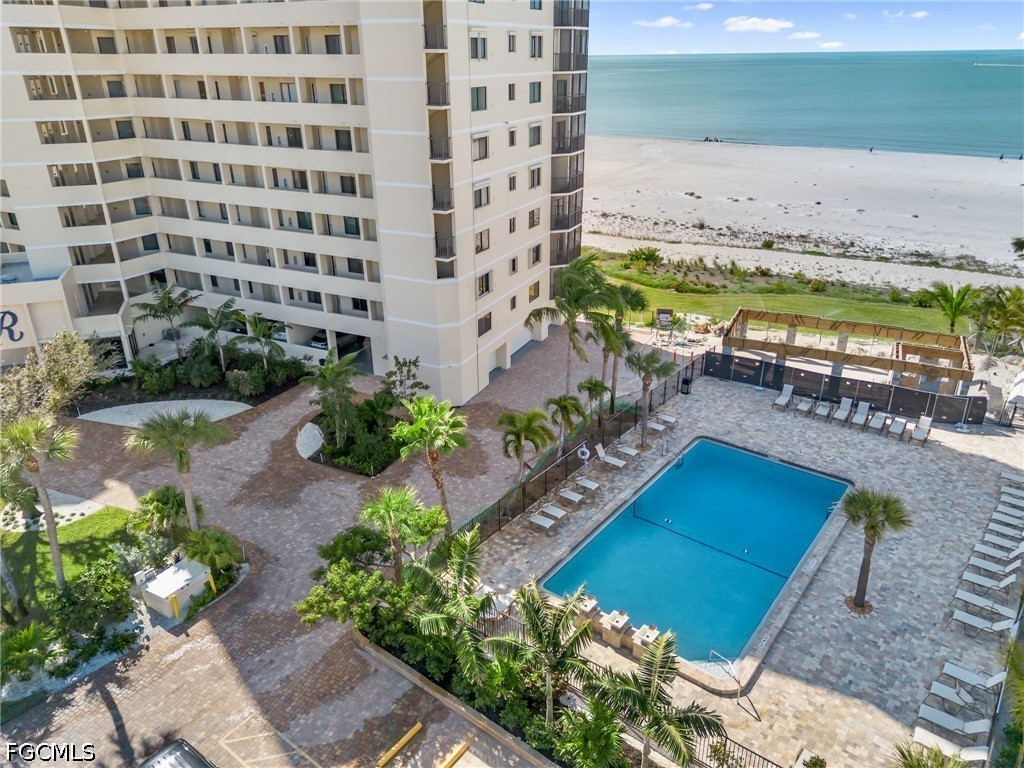 7500 Estero BLVD 203