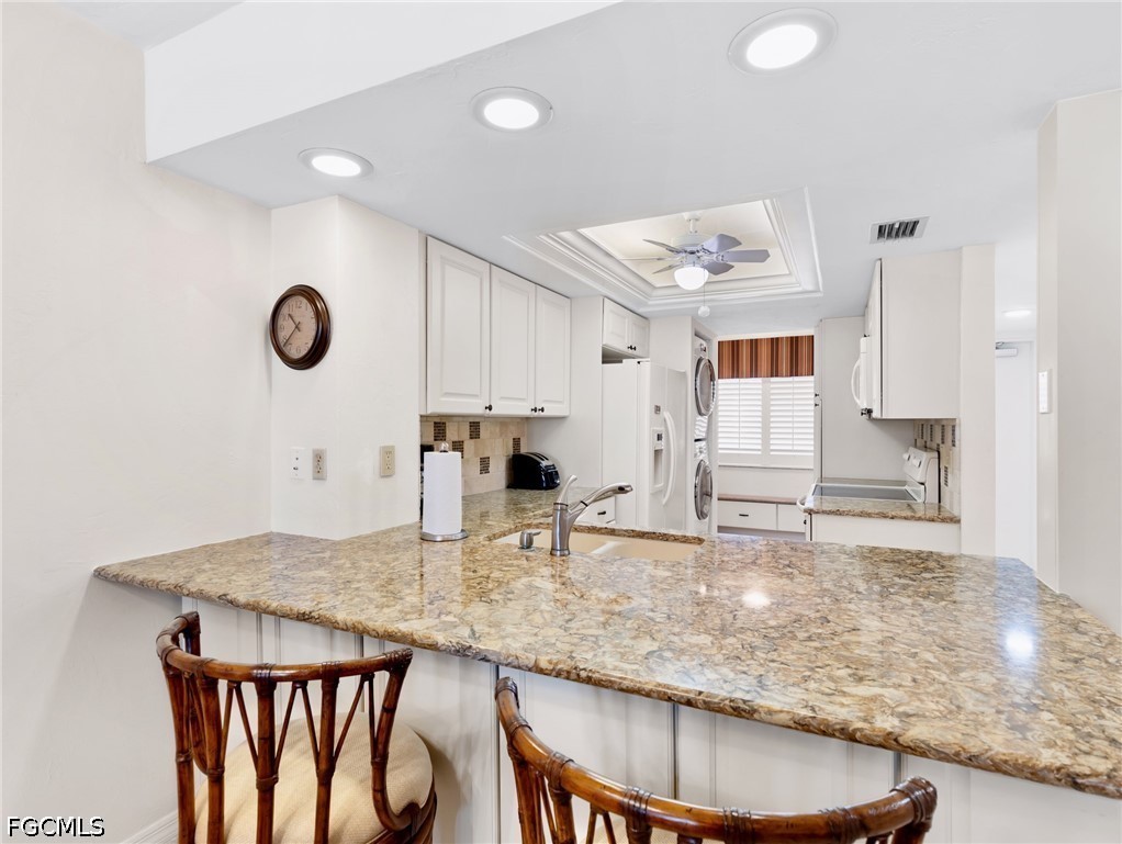 7500 Estero BLVD 203