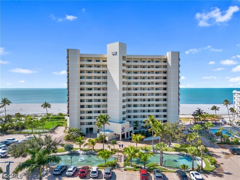 7500 Estero BLVD 203