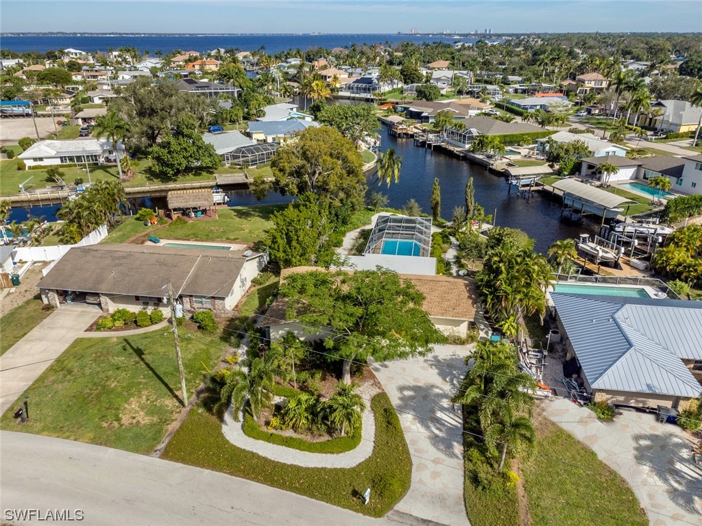 421 Prather DR